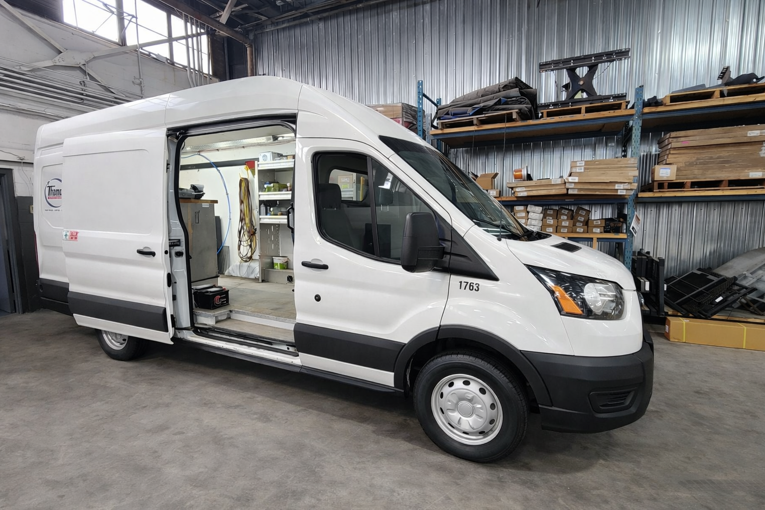 Mobile commercial vehicle repair